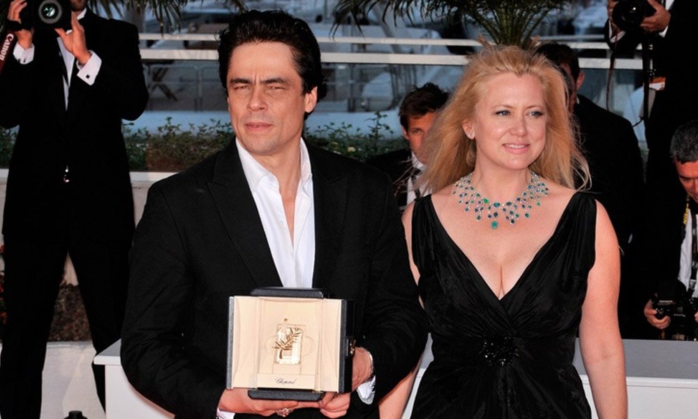 benicio del toro wife