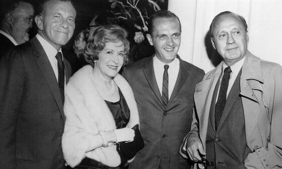 George David Newhart