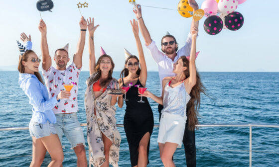 charlestons waterfront celebrations where the best party boats make waves