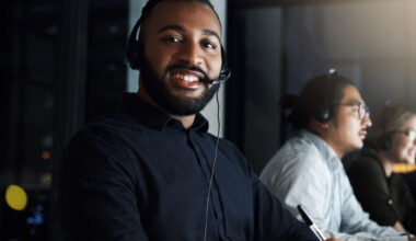 connecting voices how bilingual call centers shape modern customer experience