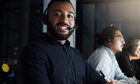 connecting voices how bilingual call centers shape modern customer experience