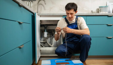 smart questions homeowners should ask before choosing a plumber