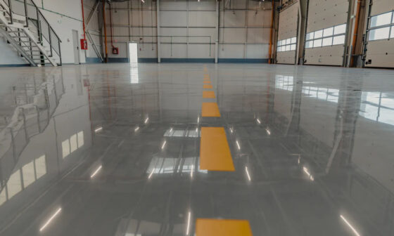 Features That Make Epoxy Floor Coatings Ideal for Industrial Warehouses