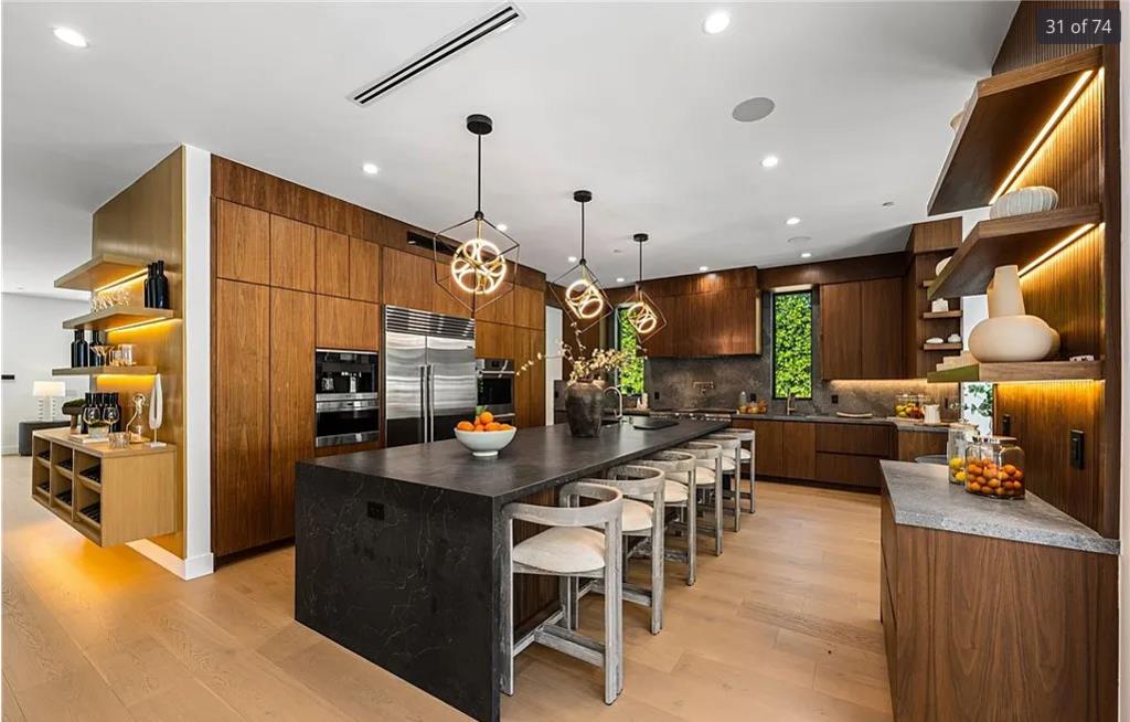 How to Choose the Right Luxury Custom Homes Builders in 2026 2