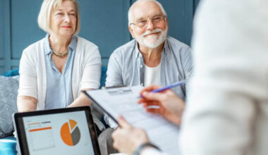 What to Look for in a Retirement Advisor for Long Term Security