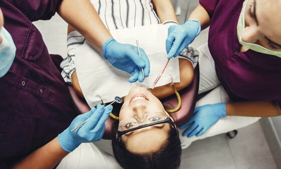 Why Some Tooth Extractions Become Dental Emergencies in Downtown Vancouver