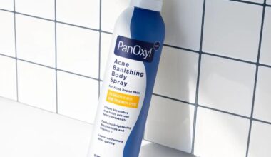 Exfoliate Unclog Your Pores with Salicylic Acid Spray