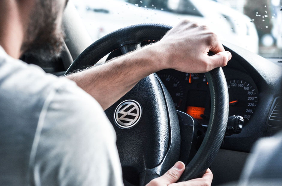How Car Insurance Brokers Can Help Families Save on Coverage 2 How Car Insurance Brokers Can Help Families Save on Coverage 2