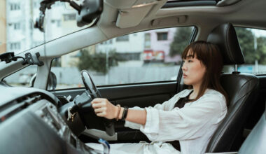 How Car Insurance Brokers Can Help Families Save on Coverage
