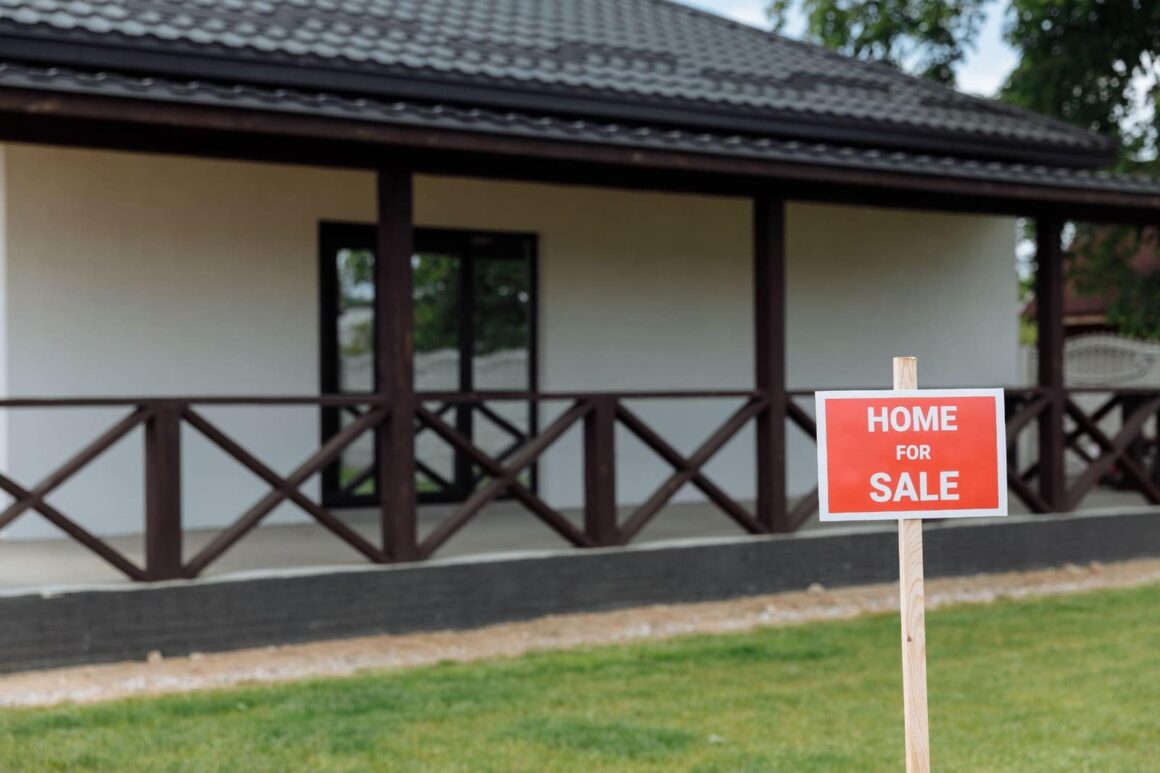 The Most Common Mistakes Homeowners Make When Selling