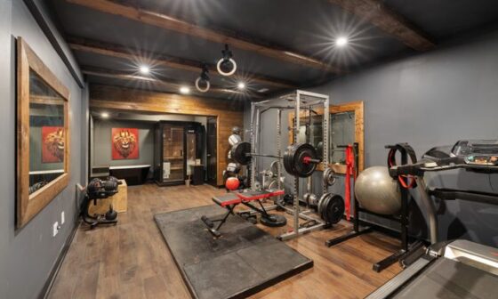 Top Equipment Choices for Building a Stronger Upper Body