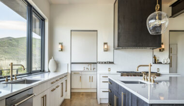 Architectural Hardware Choices for Minimalist Homes