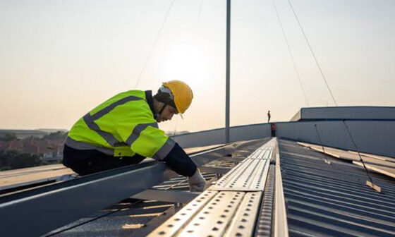 The Long Term Advantages of Quality Materials for Commercial Roofing Contractors