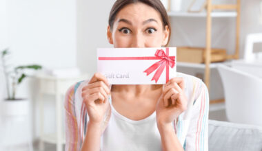 The Ultimate Guide to Choosing Her Gift Card for Every Occasion