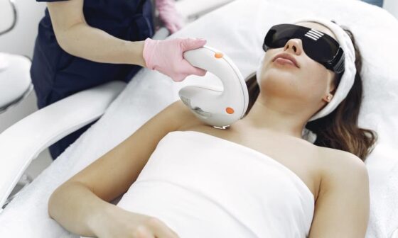 Why More People Are Choosing Non Invasive Cosmetic Procedures Today