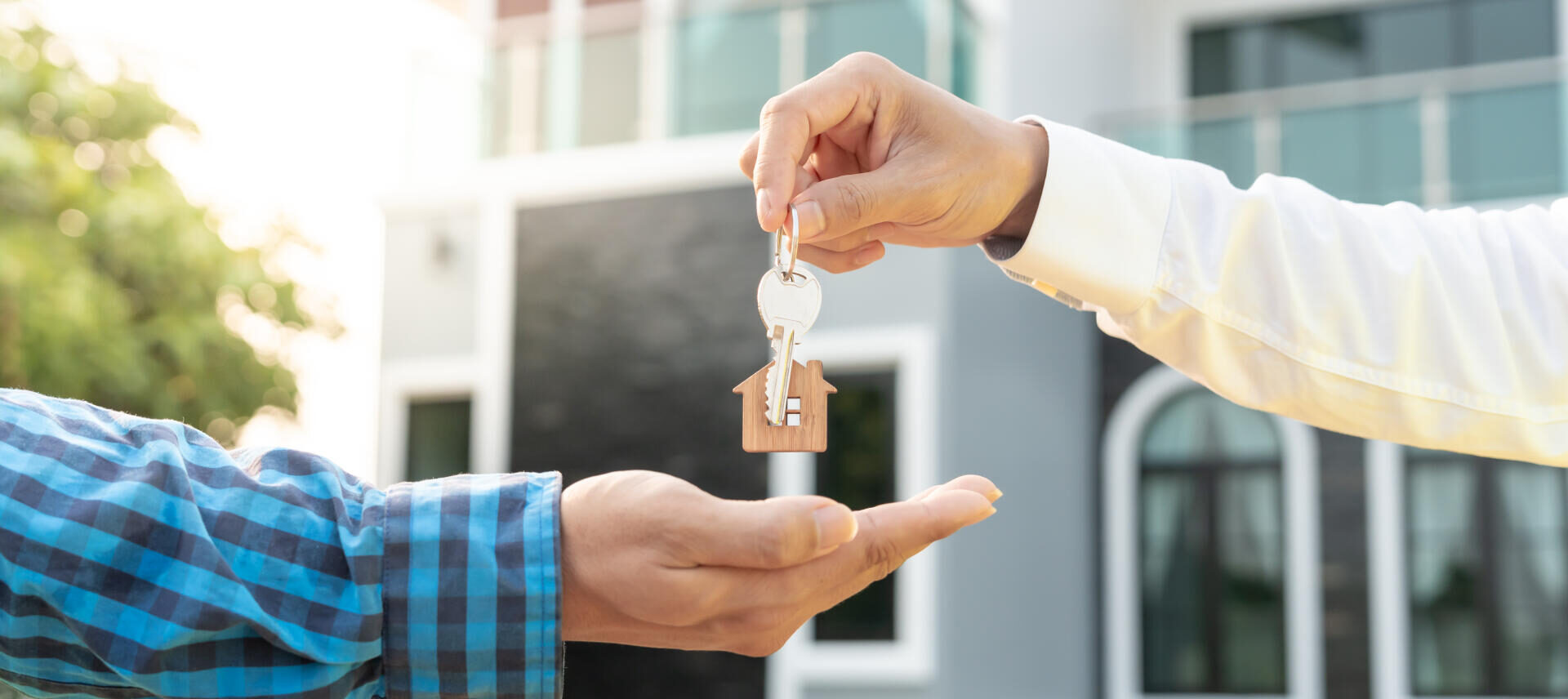 Understanding Kick Out Clauses in Real Estate