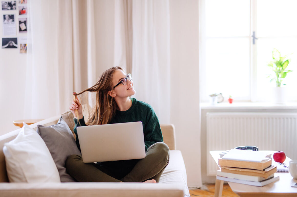 What Students Should Look for in Their First College Home
