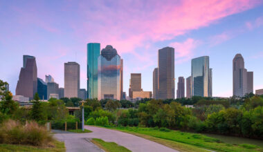 How to Navigate the Indy Real Estate Market Like a Pro