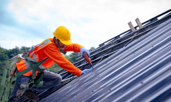 What to Do Before Signing a Contract With a Roofing Company in Hamilton Ohio